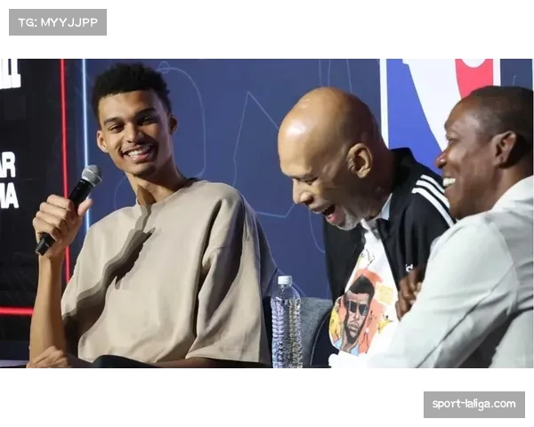 法国篮协宣布文班亚马因脚踝轻微扭伤将缺席三场世界杯预选赛